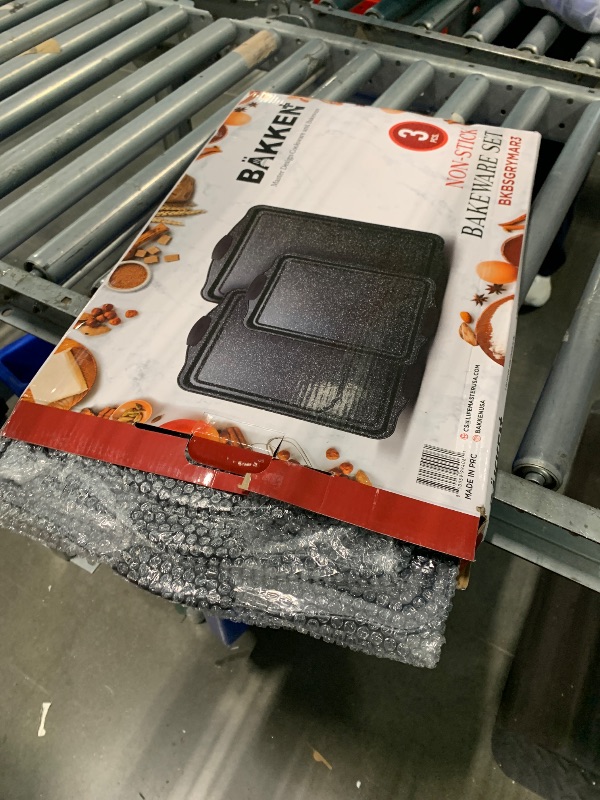 Photo 1 of BAKKEN Cookie Sheets for Baking Nonstick Set - 3-Piece Stackable Carbon Steel Baking Sheet Pans Set with Silicone Handles, Non Toxic Cookie Sheets for Baking Bakeware Set - Gray Marble