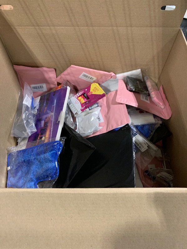 Photo 1 of ***AS IF/ FINAL SALE - NO RETURNS***
BUNDLE BOX OF MIXED ITEMS 
