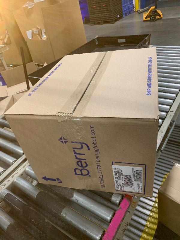 Photo 1 of ***AS IF/ FINAL SALE - NO RETURNS***
BUNDLE BOX OF MIXED ITEMS 
