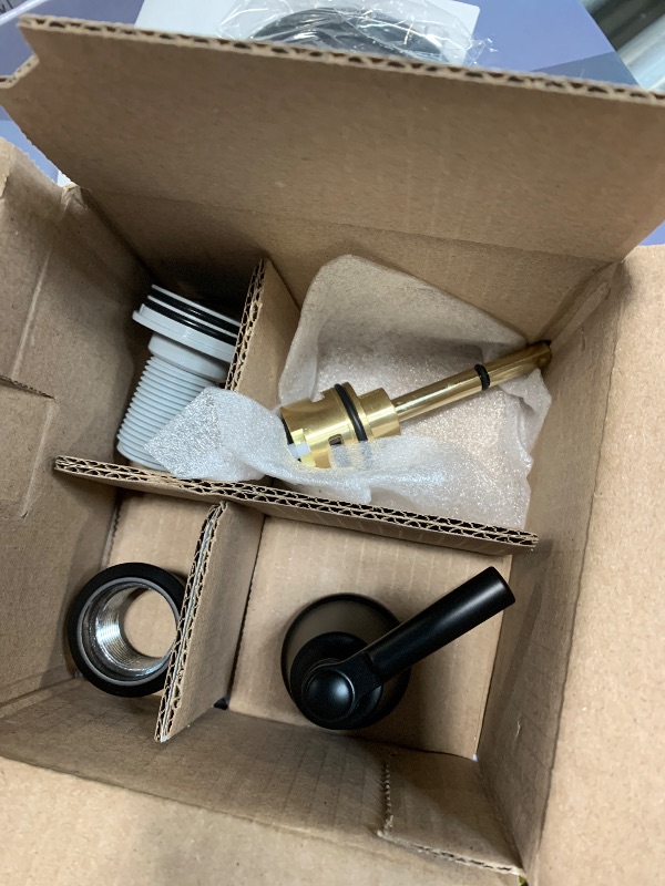 Photo 1 of \Delta Faucet Saylor Black 3-Setting Shower Handle Diverter Trim Kit, Diverter Valve Trim Kit, Shower Diverter Kit, Matte Black T11835-BL (Valve Not Included)