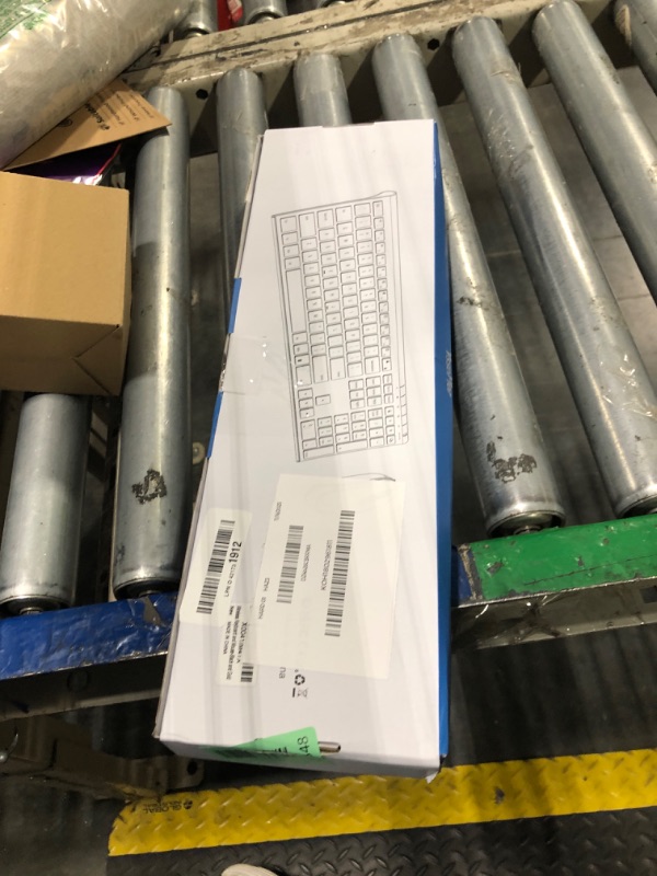 Photo 1 of **DIFFERENT VOLRO**NUMBER 4 KEY IS DAMAGED**
Wireless Keyboard and Mouse, Vssoplor 2.4GHz Rechargeable Compact Quiet Full-Size Keyboard and Mouse Combo with Nano USB Receiver for Windows, Laptop, PC, Notebook-Black Gold