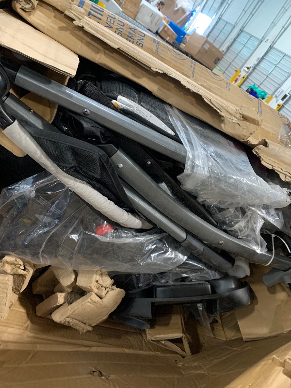 Photo 1 of ****USED***** Graco FastAction Fold Jogger Travel System