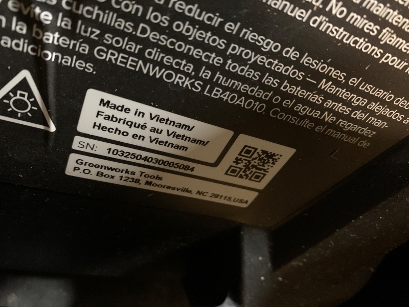 Photo 1 of **USED**Greenworks 40V 21" Brushless Cordless (Self-Propelled) Lawn Mower (LED Headlight + Aluminum Handles), 5.0Ah Battery and Charger Included (75+ Compatible Tools)
**Missing charger**