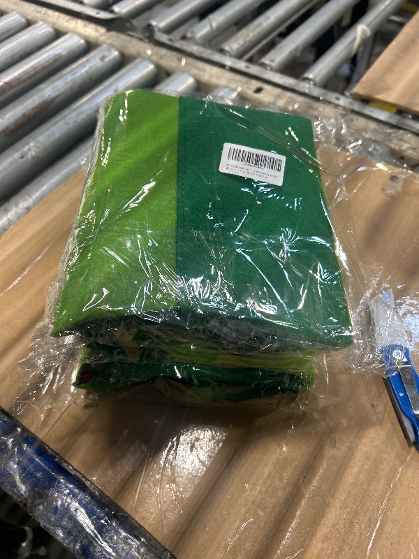 Photo 1 of ***2 PACK****
DIY Felt Christmas Tree with 64PCS Ornaments, 3.2 Feet Montessori Felt Christmas Tree, Xmas New Year Door Wall Window Hanging Craft Decorations, Xmas Party Favors