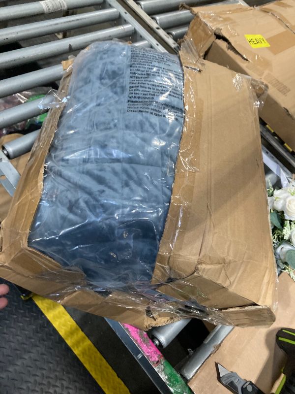 Photo 1 of ***MISSING PARTS*** RECYCO Luxury Velvet Quilt Set King Size Bedding Sets, Ultra Soft Velvet Comforter Set, Lightweight Channel Box Stitch Oversized Bedspread Coverlet for All Season, with 2 Shams, Stormy Blue