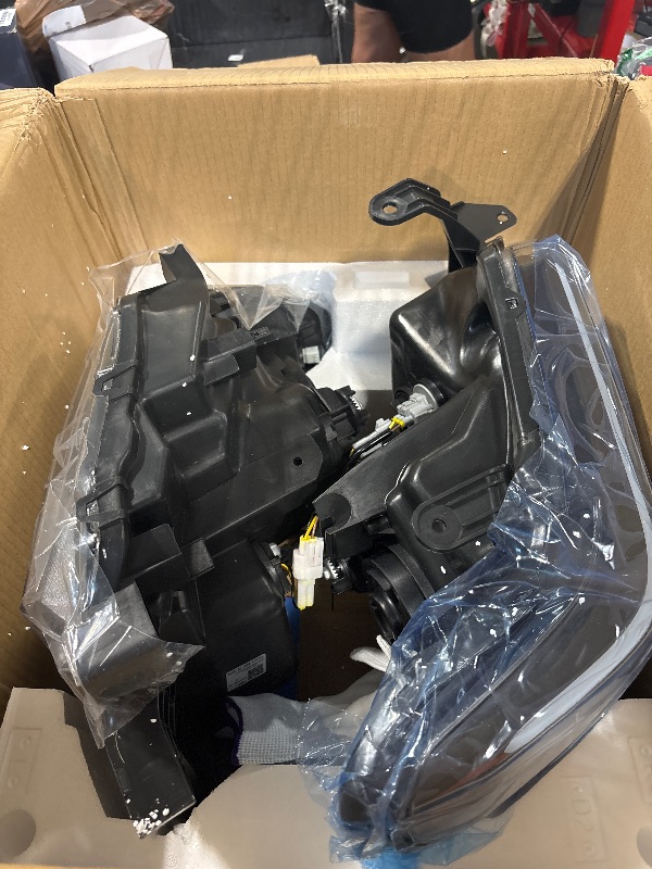 Photo 4 of Nilight LED DRL Headlight Assembly Compatible with 2014 2015 2016 2017 2018 2019 2020 2021 Toyota Tundra Clean Lens Black Housing Amber Reflector Clear Lens Headlamps Replacement