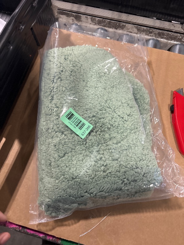 Photo 1 of ***Missing one rug****MIULEE Set of 2 Non Slip Shaggy Bathroom Rugs Extra Thick Soft Bath Mats Plush Microfiber Absorbent Water for Tub Shower Machine Washable (Sage Green, 16x24 Inches)