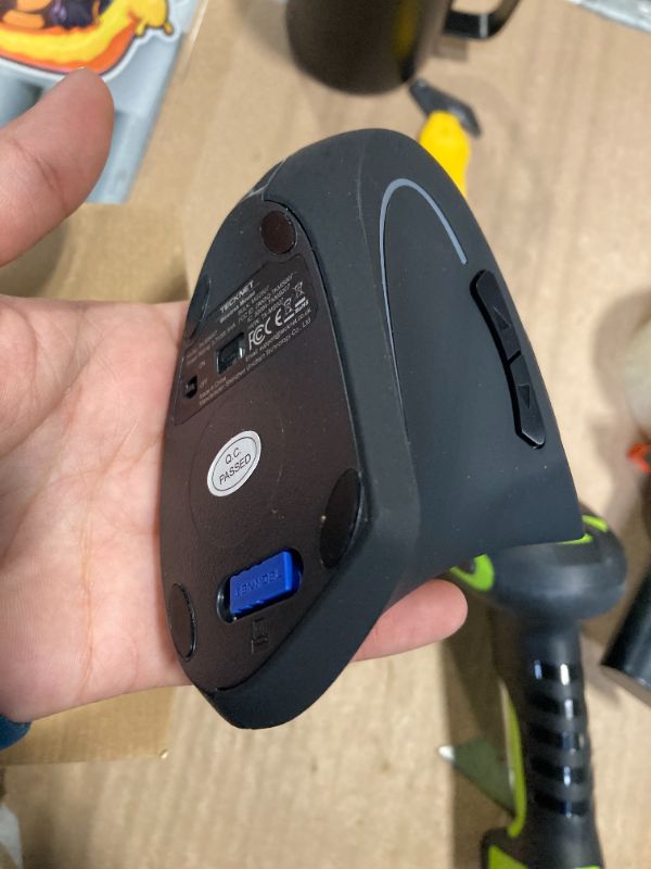 Photo 1 of ***CABLE MISSING*** TECKNET Ergonomic Mouse Wireless, Echargeable Mouse Wireless Silent for Carpal Tunnel Right Hand, 2.4GHz USB-A Vertical Mouse for Laptop,5 Adjustable 4800 DPI, Computer,MacBook, Desktop(Not-USB-C)