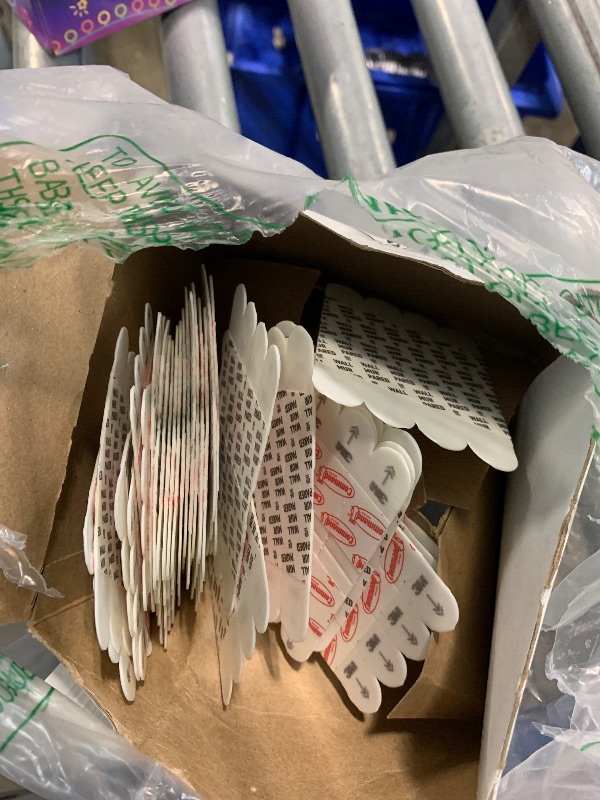 Photo 1 of ** MISSING PICS** Command Poster Strips, Damage Free Hanging Poster Hangers, No Tools Wall Hanging Strips for Posters, White Command Adhesive Strips