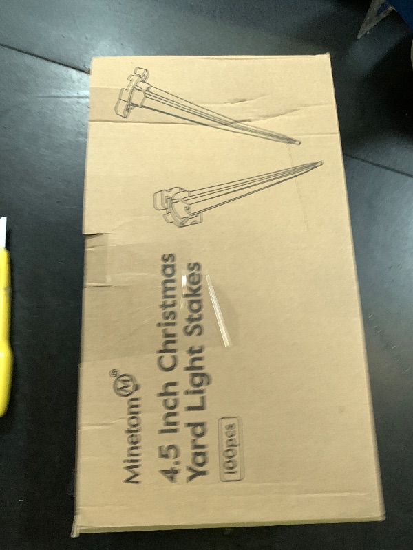 Photo 1 of 100-Pack Christmas Light Yard Stakes, 5.5 Inch Lighting Stakes for C7 C9 Christmas Lights Outdoor, Universal Yard Stakes for Outdoor Holiday Lights Use on Garden Lawn Patio Pathway Walkway – Black