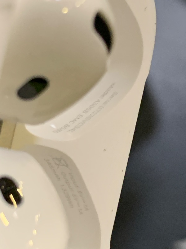 Photo 1 of **USED** Apple AirPods 4 Wireless Earbuds, Bluetooth Headphones, Personalized Spatial Audio, Sweat and Water Resistant, USB-C Charging Case, H2 Chip, Up to 30 Hours of Battery Life, Effortless Setup for iPhone