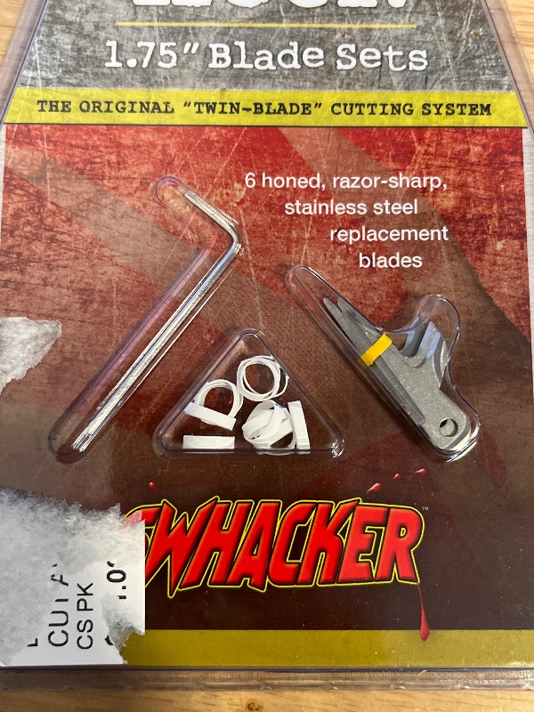 Photo 1 of (Pack of 6) Broadhead Replacement Blades by Swhacker, 2-Blade 125 Grain 2 Cut
