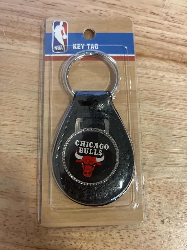 Photo 1 of Chicago Bulls NBA Leather Fob Key Chain Ring 