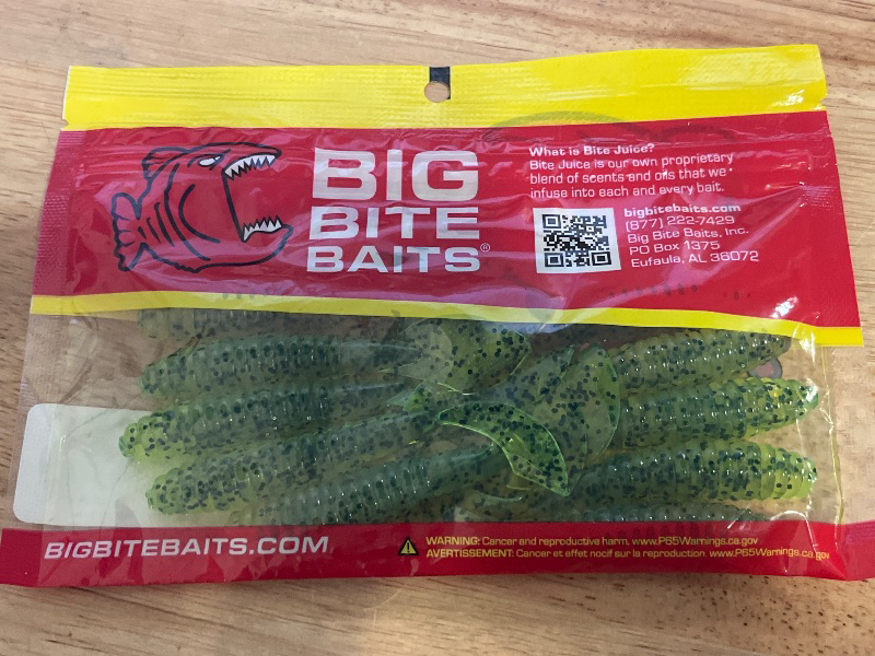 Photo 1 of Big Bite Baits 5" Fat GRUB/Chartreuse Pepper (10 Pack)
