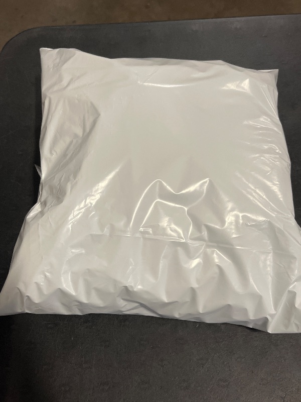 Photo 1 of (L) Paramount Outdoors EHG Elite Engineered Hunting Gear Rainier Late Season Primaloft Silver Down Insulated Camo Winter Hunting Jacket (Mossy Oak Bottomland)