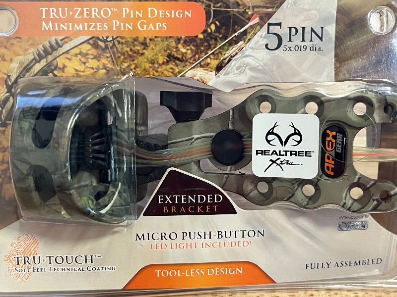 Photo 1 of Apex Gear Accu-Strike Pro 5 Light 5-Pin Bow Sight, Realtree AP HD Camo
