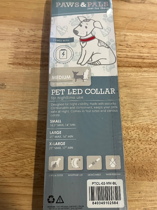 Photo 1 of (M) LED Light Up Dog Saftey Collar , Blue