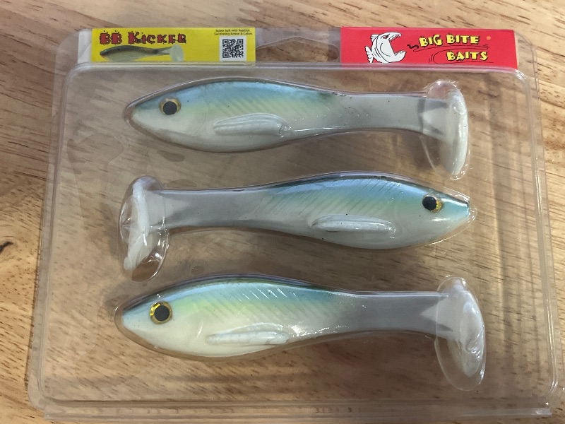 Photo 1 of Big Bite Baits 4.5" BB Kicker/SS Green (3 Pack)
