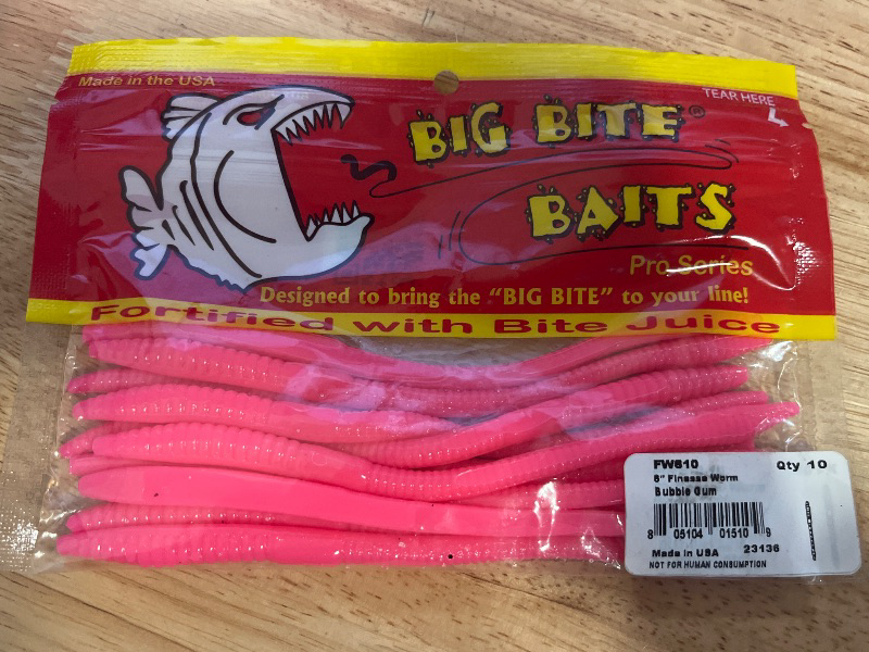 Photo 1 of Big Bite Baits 6" Finesse Worm/Bubble Gum (10 Pack)
