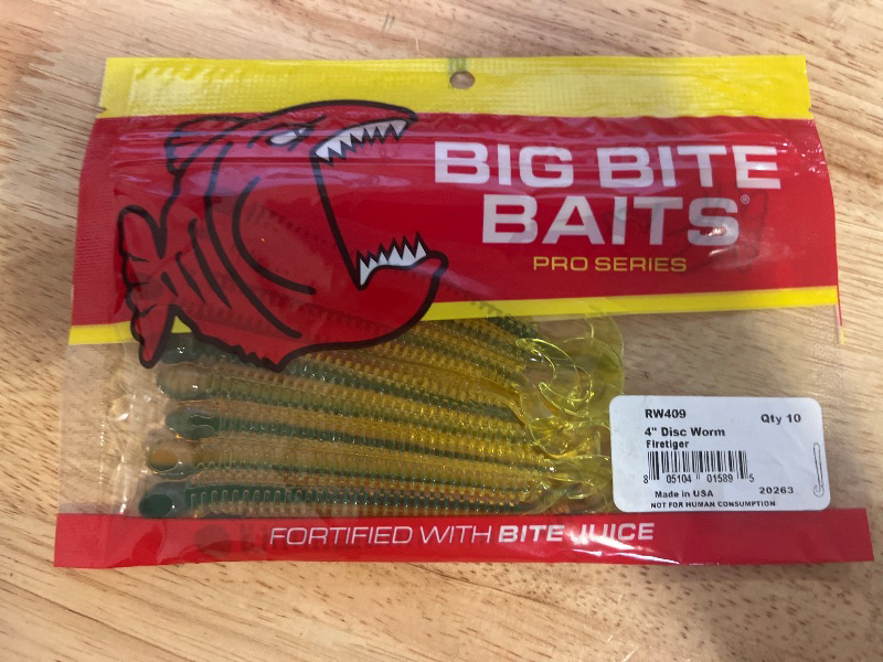 Photo 1 of Big Bite Baits 4 Ring Worm
