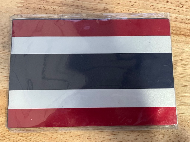 Photo 1 of GEEKBEAR National Flag Car Magnet (Thailand, 2 Pack) - Reflective Waterproof Durable Magnetic Sign - 6 x 4 in