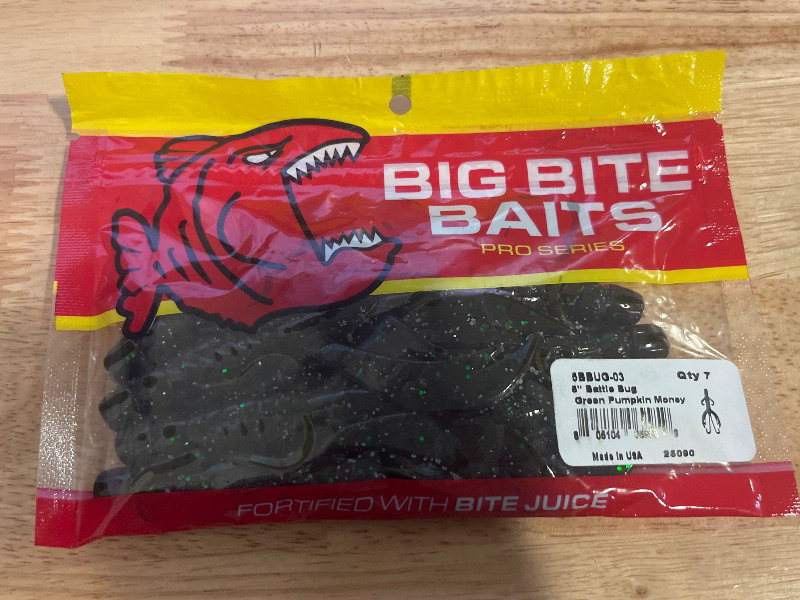 Photo 1 of Big Bite Baits 5 Inch Battle Bug Soft Plastic Creature Bait (Green Pumpkin Money)
