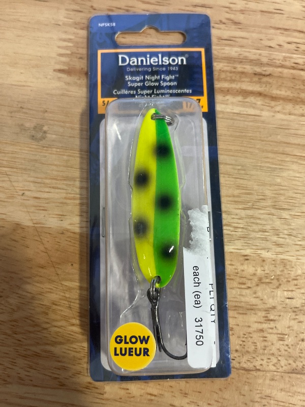Photo 1 of Danielson Night Fight Skagit Super Glow Casting Spoon FW Spoons Big Game 5/8oz South Paw
