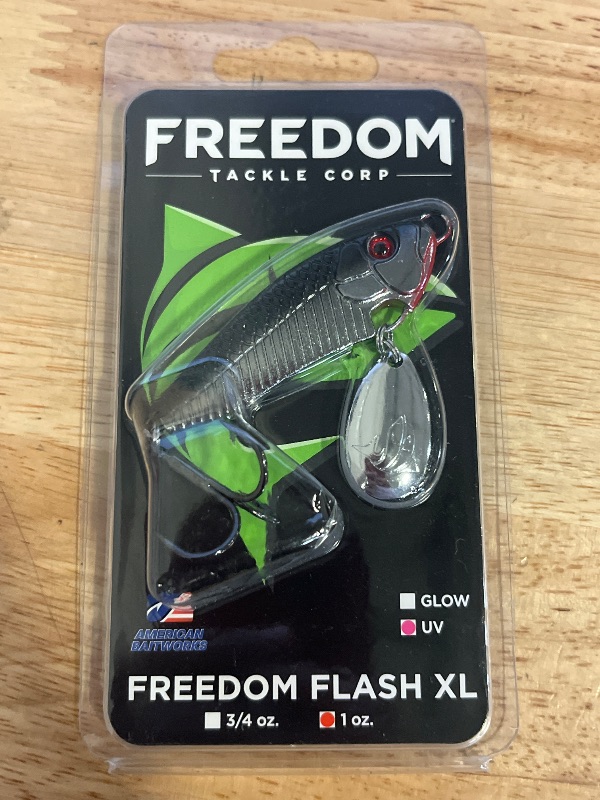 View 2 of Freedom Tackle Freedom Flash XL Premium Zinc UV-Coated Body 1 Oz, Pearl
