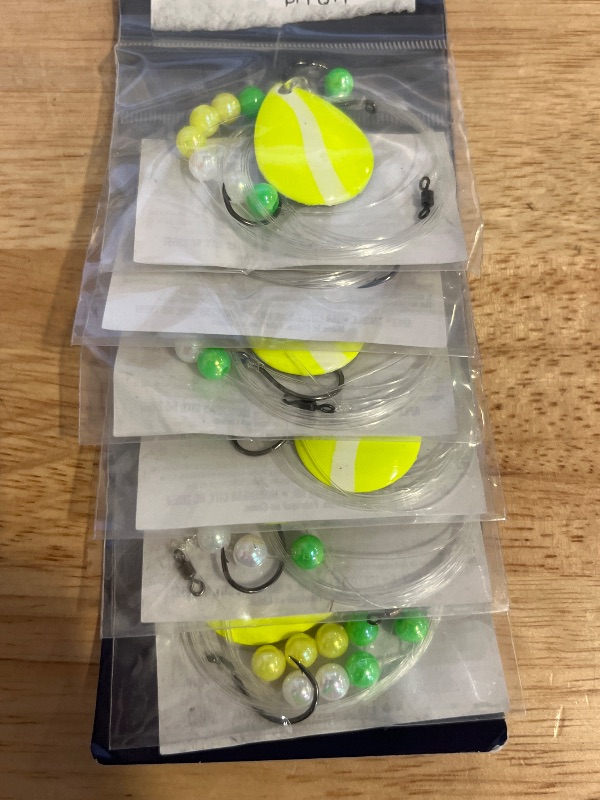 Photo 1 of Apex Waly Spinning Rig #4 White/Chartreuse - 06640
