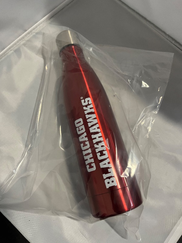 View 3 of 18oz NHL BlackHawks CLRD ULTRA Stainless Steal Tumblr