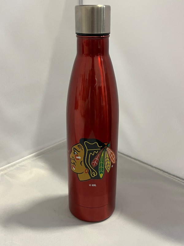 View 1 of 18oz NHL BlackHawks CLRD ULTRA Stainless Steal Tumblr