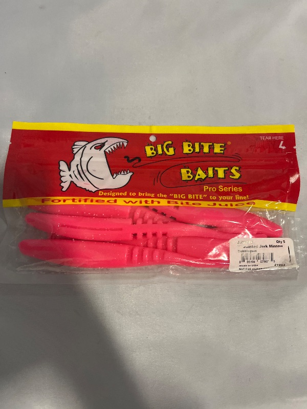 Photo 1 of 7" Big Bite Baits Jointed Jerk Minnow bubblegum 5Pack