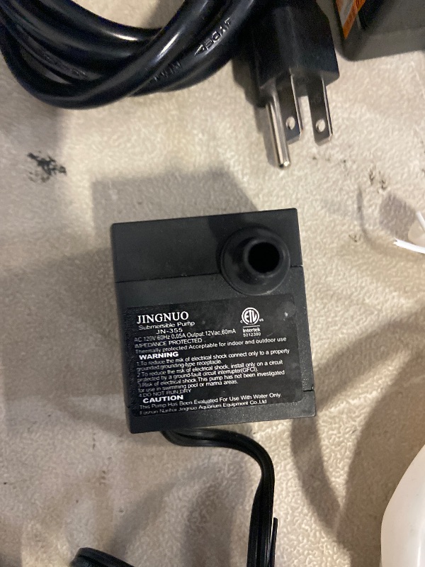 Photo 1 of 30L/7.93GAL Aquarium Water Chiller Fish Tank, Hydroponic Fish Water Tank Chiller with LED Display, Perfect for Home Shrimp Jellyfish Breeding Aquaculture
