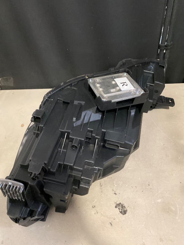 Photo 1 of Ford for Escape Assembly 2020-2023 for SEL/for Titanium LED Headlamp Black Housing Clear Lens Replacement(Passenger Side)