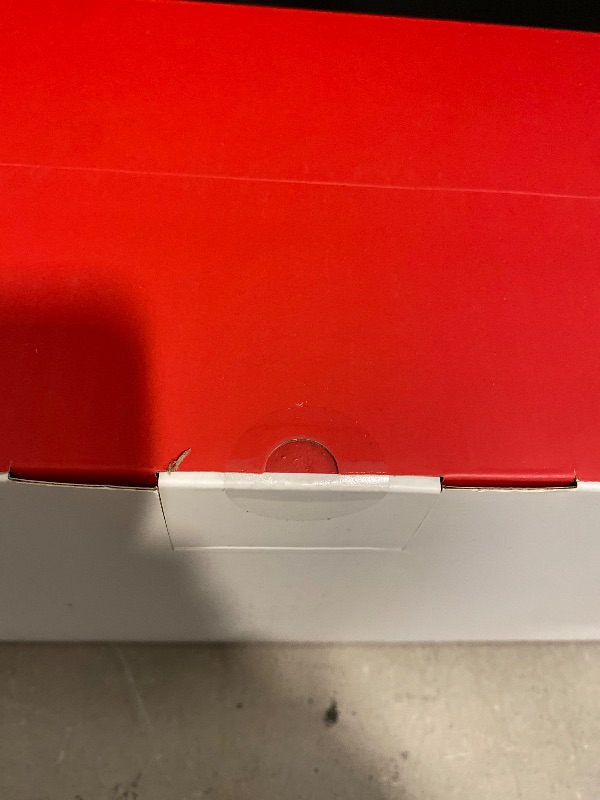 Photo 1 of Honeywell H9 Smart Sensing Desk Lamp 1000LM Dimmable LED Light with Timer Auto Dimming