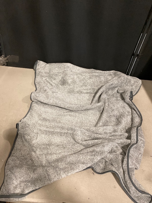 Photo 1 of Fiber Towel Fast Drying And Soft Bath Towel For Swimmers And Travel