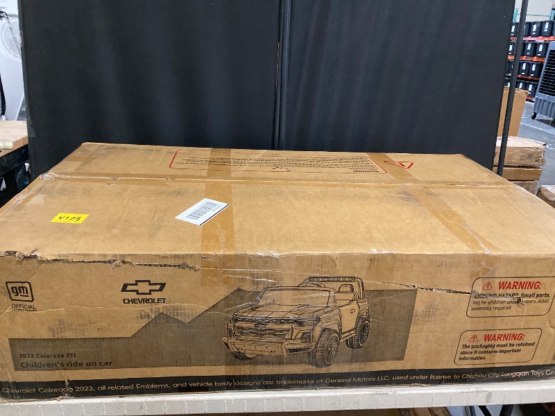Photo 1 of 24V 2 Seater Ride on Car Licensed Chevrolet Colorado, Electric Car w/Remote Control, 4×200W Motors, 4WD/2WD, Rear Storage, Music, Ride on Toys for Big Kids Aged 3-8, Black
