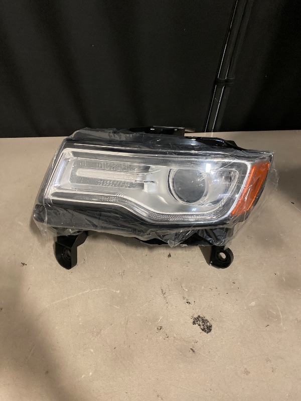 Photo 1 of Front Headlight Left Side for 2014-2021 Jeep Grand Cherokee HID Headlight NON AFS 10 Pins Driver Head Lights Direct Replacement Headlamps Assy Set Assembly (Left Driver Side)