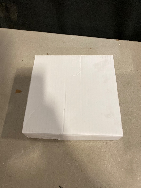 Photo 1 of 10 Pack White and gold plastic plates with 10 Gold Forks