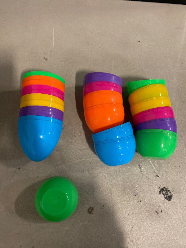 Photo 1 of Empty plastic eggs 3.4 inch unfilled plastic Easter eggs for Easter Egg Hunt Suprise Egg Stuffers Filler Easter Decorations 12Pcs
