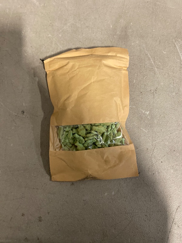 Photo 1 of 150G Mint Fish Shape Cat Biscuits Oem Treats For Cats Natural And Healthy Cat Snacks