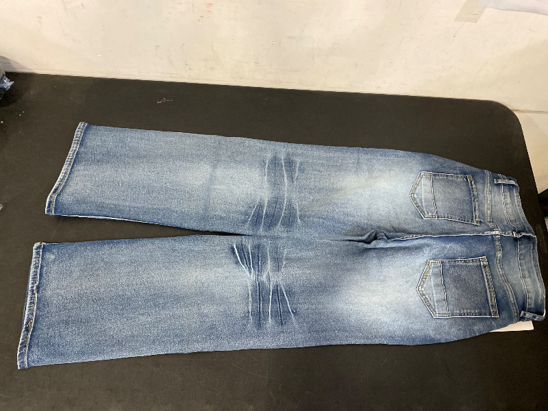 Photo 1 of L Relaxed Fit Wide Legs Denim Jeans Light Wash Blue