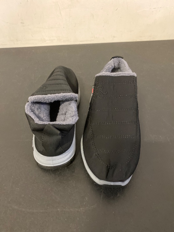 Photo 1 of 8.5 Mens Winter Warm Snow Boots,Wide Toe Lightweight Furry Lining Thermal Winter Shoes,with Arch Support,Casual Outdoor Slip On Waterproof Hiking Short Boots