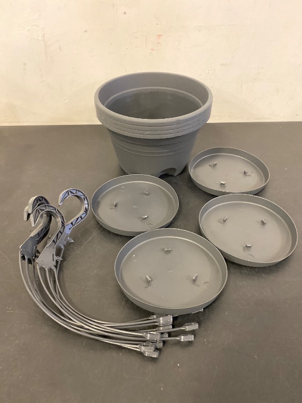 Photo 1 of 3pcs Outdoor Hanging Flower Pots Balcony Fence Planters Hooks Home Decor