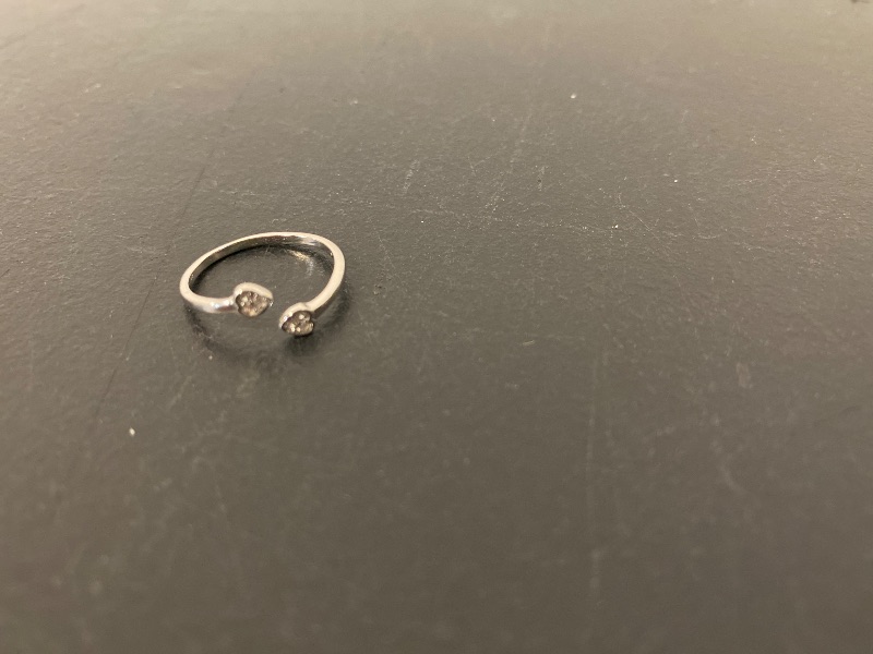 Photo 1 of .75 in. Sterling Silver Heart Toe Ring