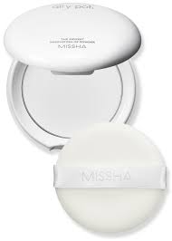 Photo 1 of Airy Pot Pressed Translucent Powder Pact 5g I Make Up Finishing Setting Powder For a Natural Matte Finish