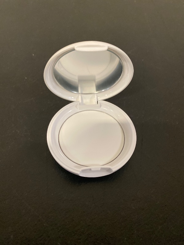 Photo 1 of Airy Pot Pressed Translucent Powder Pact 5g I Make Up Finishing Setting Powder For a Natural Matte Finish