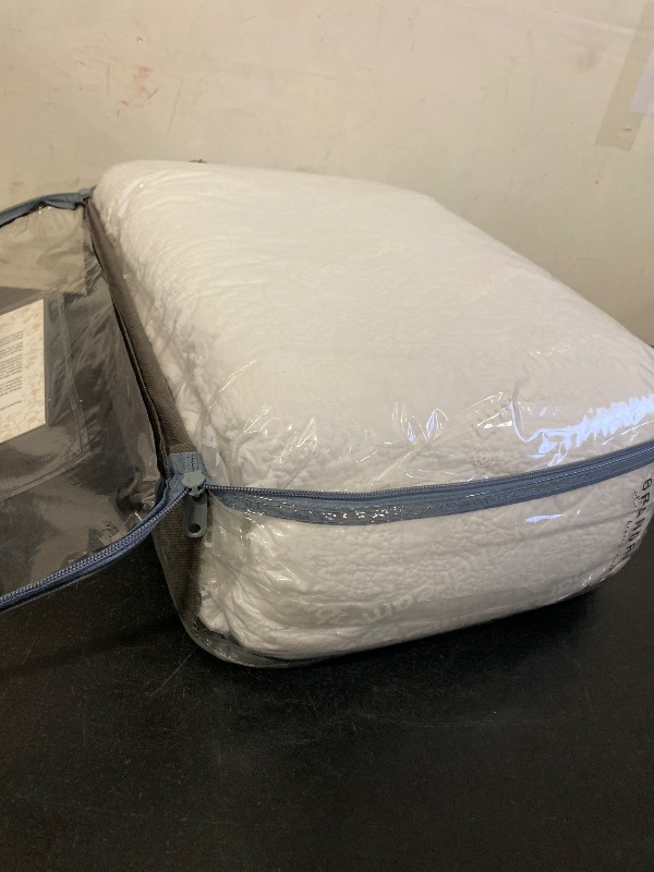 Photo 1 of Brandream Premium White Cotton Quilt Set Oversized Queen Intricate Botanical Vine Stitching Scalloped Trim Lightweight All-Season Designer Bedspread 3-Piece