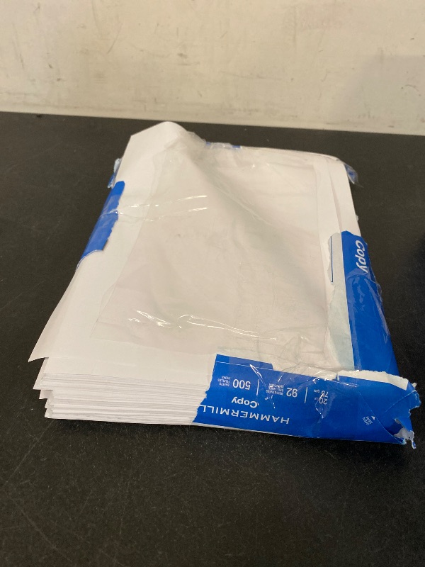 Photo 1 of Hammermill Printer Paper, 20 lb Copy Paper, 8.5 x 11 - 1 Ream (500 Sheets) - 92 Bright