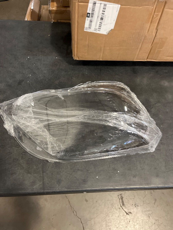 Photo 1 of Headlight Shade Light Shell For Benz For GLK200 For GLK260 For GLK300 2013 2014 2015 Lampshade Headlamp Shell Headlight Transparent Mask Cover Lens Headlight Clear Lens Cover